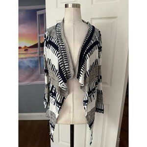 Fast Fashion black and white draped open front jacket SMALL